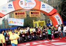 मुंबई मॅरेथॉनचा उत्सव, पाहा खास क्षणचित्रे