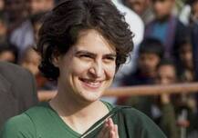 पक्षाबाहेर राहूनही प्रियांका गांधी राजकारणात पॉवरफुल