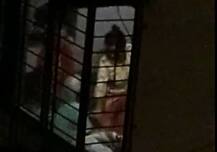 वृद्धाश्रमात आजीला महिलेकडून बेदम मारहाण, व्हिडीओ व्हायरल