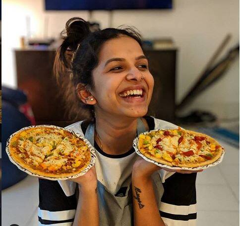 मितालीने 'उर्फी' चित्रपटातून मराठी चित्रपटसृष्टीत पदार्पण केले. तिने छोट्‍या पडद्‍यावर अनुबंध, फ्रेशर्स यासारख्या काही मालिका केल्या आहेत. नुकतीच ती 'महाराष्ट्राचे सुपर डान्सर्स' या रिअॅलिटी शोमध्ये सहभागी झाली होती.