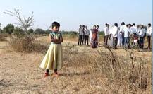 शहीदाच्या परिवाराला सरकारकडून 5 एकर जमीन