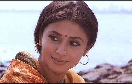 सत्या - राम गोपाल वर्मा आणि उर्मिला हे जणू समीकरणच होतं. सत्या चित्रपटात उर्मिलाने साकारलेली विद्या भीकू म्हात्रे इतकीच लक्षात राहते.