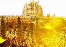 खंडेरायाची सोन्याची जेजुरी भंडाऱ्याने न्हाऊन निघाली!