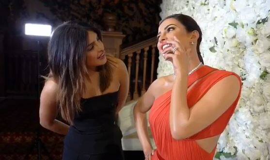 प्रियांकाचा हा पहिलाच मेणाचा पुतळा आहे. 