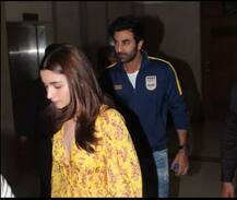 \'गली बॉय\'च्या स्क्रिनिंग आलिया भटसोबत रणबीर कपूर