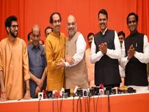 शिवसेना-भाजपची युती, सोशल मीडियावर शिवसेनेची खिल्ली