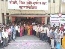 पुलावामामधील शहीदांच्या कुटुंबीयांसाठी सांगली महापालिकेकडून 10 लाखांची मदत