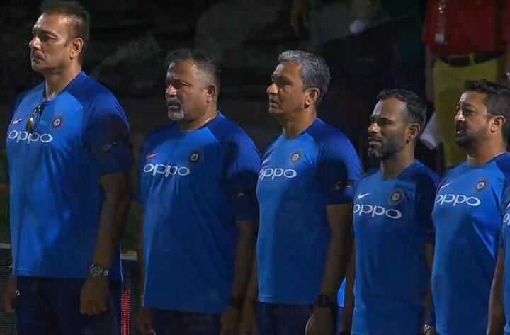 क्रिकेटच्या माध्यमातूनही पाकिस्तानला धडा शिकवण्याची मागणी अनेकांकडून होत आहे. तसेच वर्ल्ड कपमध्ये भारताने पाकिस्तानशी खेळू नये, असंही मत व्यक्त केलं जात आहे.
