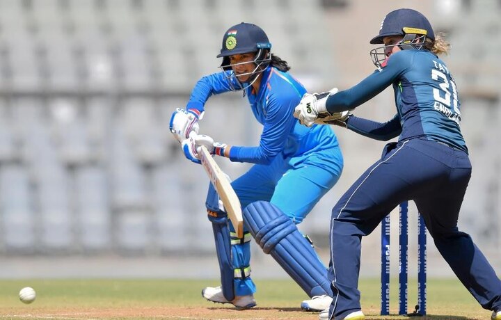 Indian women cricket team beat England by seven wickets भारतीय महिला क्रिकेट संघाकडून इंग्लंडचा सात विकेट्सनी धुव्वा, मालिकेत विजयी आघाडी