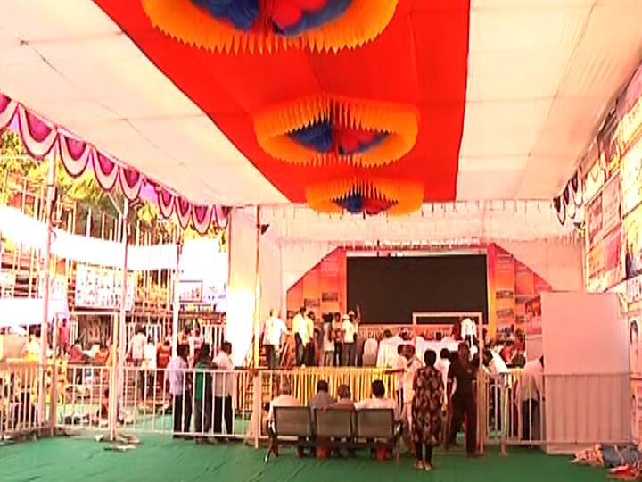 Anganewadi Bharadi Devi Jatra 2019 start कोकणातील नवसाला पावणाऱ्या भराडीदेवीच्या यात्रेला सुरुवात, आंगणेवाडीत भाविकांची तोबा गर्दी