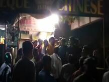 रस्त्यावर लघुशंका करणाऱ्या पोलिसांची आक्षेप घेणाऱ्या तरुणीला बेदम मारहाण