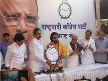 शरद पवारांचे हात बळकट करणार, डॉ. अमोल कोल्हेंचा राष्ट्रवादीत प्रवेश