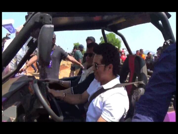 सचिनने बॅड रोड बडीजशी संवाद साधताना बॅड रोड बडीज हे चांगले चालक असल्याचे सांगितले.