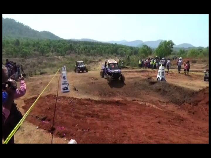 दक्षिण गोव्यातील केपे येथील पठारावर नैसर्गिक ट्रॅकवर सचिन कार घेऊन उतरला आणि त्याने आपले लक्ष्य साध्य करुन सगळ्यांना चकीत केलं.