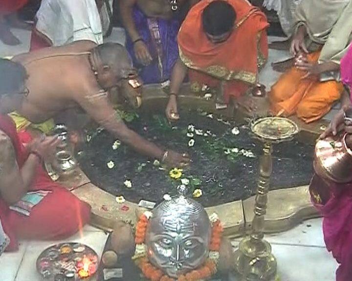 नाशिक : त्रयंबकेश्वर मंदिर