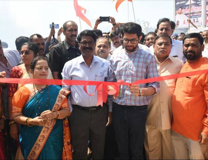 या गॅलरीचं लोकार्पण युवासेना प्रमुख आदित्य ठाकरे यांच्या हस्ते करण्यात आले.