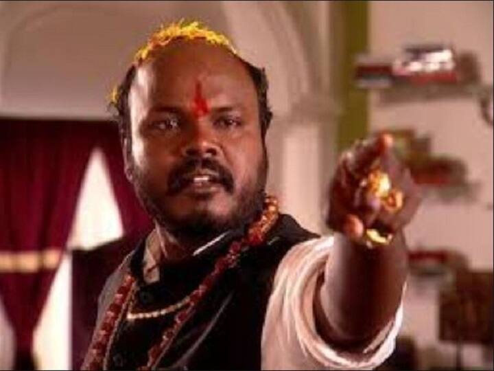  याशिवाय तांबडे बाबा उर्फ मिलिंद शिंदे यांनाही दुसऱ्या पर्वासाठी विचारणा झाली होती. बिग बॉसच्या घरात प्रवेश करणार का असं विचारलं असता हे हसले पण काहीही बोलण्यास नकार दिला.