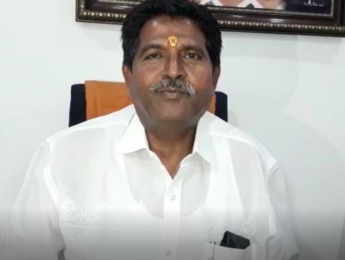 राधाकृष्ण विखे पाटील शिर्डी लोकसभा मतदारसंघात शिवसेनेला मदत करणार : सदाशिव लोखंडे congress leader radhakrishn vikhe patil will help to shivsena in shirdi constituency says sadashiv lokhande राधाकृष्ण विखे पाटील शिर्डी लोकसभा मतदारसंघात शिवसेनेला मदत करणार : सदाशिव लोखंडे