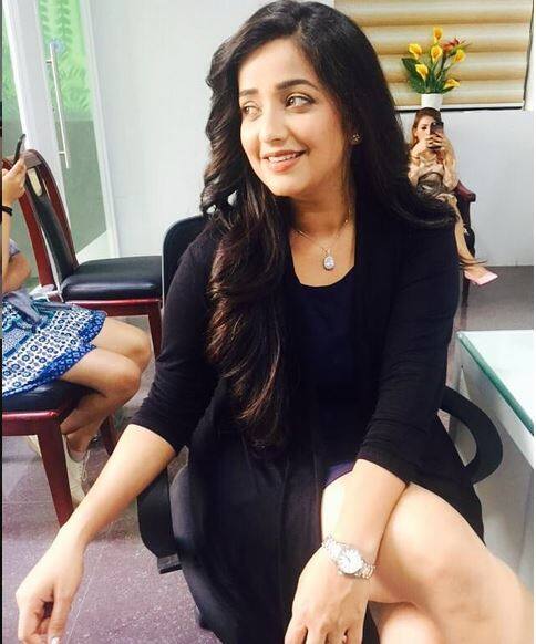 (फोटो सौजन्य : अपूर्वा नेमळेकर इन्स्टाग्राम अकाऊण्ट)