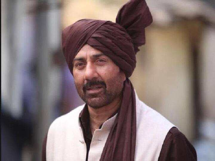 Sunny Deol may contest Loksabha Election at Punjab's Gurudaspur from BJP 'सनी'पाजी निवडणुकांच्या रिंगणात, भाजपच्या तिकीटावर लढणार?