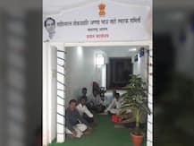 कार्यालयाचे भाडे न भरल्यामुळे अण्णाभाऊ साठे स्मारक समितीच्या कार्यालयाला टाळे