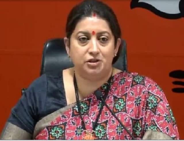 रामाचं अस्तित्व न माननारे आता रामभक्त झालेत, प्रियांका गांधींच्या अयोध्या दौऱ्यावरुन स्मृती इराणींचा निशाणा