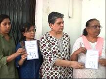 पुण्यातील स्त्रीमुक्ती संपर्क समितीकडून महिलांच्या मागण्यांचा जाहीरनामा