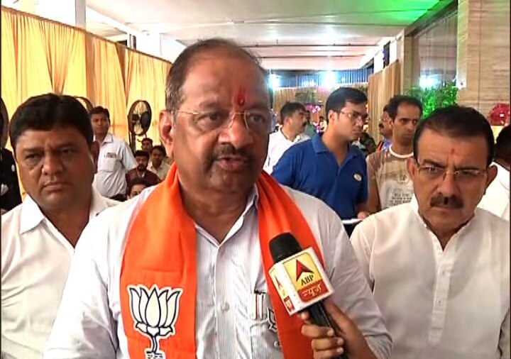 BJP mp Gopal Shetty On Raj Thackrey speech And Upcoming Loksabha election राज ठाकरेंच्या भाषणामुळे मतदारांची करमणूक होते, भाजप खासदार गोपाळ शेट्टींची टीका