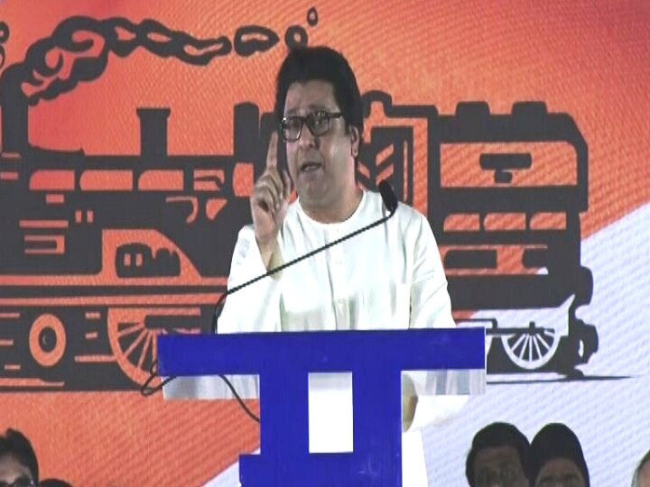 Loksabha Election 2019 - Raj Thackeray rally at satara नरेंद्र मोदी सत्तेत आल्यापासून सर्वाधिक सैनिक शहीद झाले : राज ठाकरे