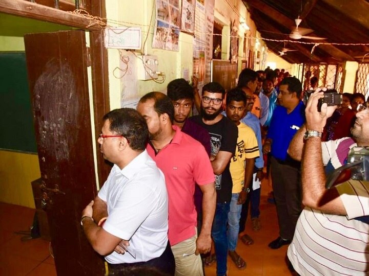 Loksabha Election 2019 - 45.26 percent voting till 1pm at Goa गोव्यात मतदारांमध्ये उत्साह; दुपारी एक वाजेपर्यंत 45.26 टक्के मतदान
