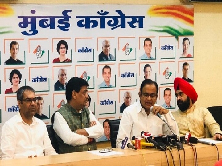 Party will take action against leaders who were worked against Congress - Ashok Chavan पक्षाविरोधात काम करणाऱ्यांवर निवडणुकीनंतर कारवाई करणार, अशोक चव्हाण आक्रमक