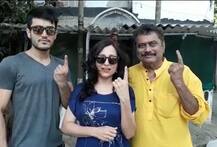 मराठी कलाकारांचं \'माझा हक्क माझं मतदान\'