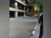 मुंबई विमानतळावर उच्चशिक्षित तरुणाची आत्महत्या, घटना कॅमेऱ्यात कैद