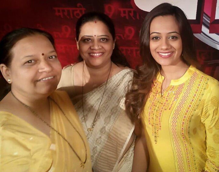 अभिनेत्री स्पृहा जोशी