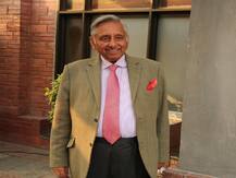 मणिशंकर अय्यर पंतप्रधान नरेंद्र मोदींबाबतच्या \'त्या\' वक्तव्यावर ठाम