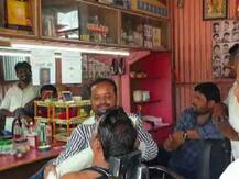 \'राहुल गांधी पंतप्रधान होत नाहीत तोवर उधारी बंद\', सलूनवाल्याची नामी शक्कल