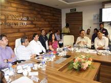 मान्सूनसाठी बीएमसी सज्ज, धोकादायक इमारती, नालेसफाई, चौपाट्यांबाबत चर्चा