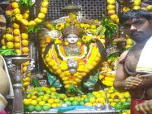 मुंबादेवी मंदिरात \'आम्र\'आरास