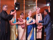 \'ऑस्कर\' अध्यक्षांच्या हस्ते राज्य मराठी चित्रपट पुरस्कार प्रदान, \'भोंगा\' सर्वोत्कृष्ट