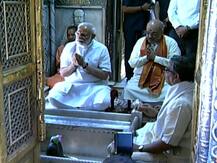 Modi in Varanasi : ऐतिहासिक विजयानंतर नरेंद्र मोदी वाराणसीत, काशीविश्वेश्वराची पूजा