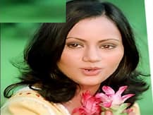 अभिनेत्री रंजिता कौरकडून मारहाण, आधी आरोप, नंतर पतीचं घूमजाव