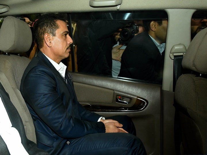 ED inquiry of robert vadra मनी लॉड्रिंगप्रकरणी रॉबर्ड वाड्रा यांची 'ईडी'कडून उद्या पुन्हा चौकशी