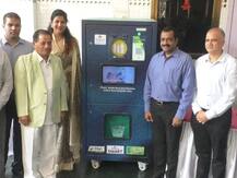 नवी मुंबईतील पिल्लई कॉलेज प्लास्टिक मुक्त होणार, प्लास्टिक पुनर्संस्करण यंत्र बसवणारे महाराष्ट्रातील पहिले महाविद्यालय