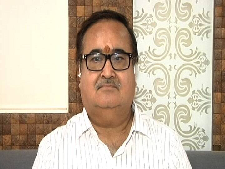 एमपी मिल प्रकरण : प्रकाश मेहतांच्या भूमिकेवर लोकायुक्तांचे ताशेरे, मेहता म्हणतात.. prakash mehta clarifies on the statement of lokayukta latest updates एमपी मिल प्रकरण : प्रकाश मेहतांच्या भूमिकेवर लोकायुक्तांचे ताशेरे, मेहता म्हणतात..