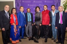 अमेरिकेतील म्युझिकल कॉन्सर्टमध्ये अमृता फडणवीस यांचा ग्लॅमरस अंदाज