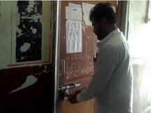 कामं वेळेवर होत नसल्यानं सत्ताधारी भाजपच्या उपमहापौरांनीच लावलं मनपाला कुलूप