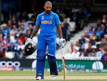 ICC World Cup 2019 : विश्वचषकात टीम इंडियाला झटका, शिखर धवन तीन आठवड्यांसाठी बाहेर