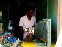 तब्बल 23 वर्षांनी 40 वर्षांचा विद्यार्थी दहावी पास झाला...