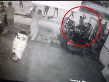 पुण्यात झोमॅटोच्या डिलिव्हरी बॉयला टोळक्याकडून मारहाण, घटना सीसीटीव्हीत कैद