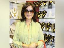 आशुतोष गोवारीकरांच्या \'पानिपत\'मधून झीनत अमान यांचं कमबॅक